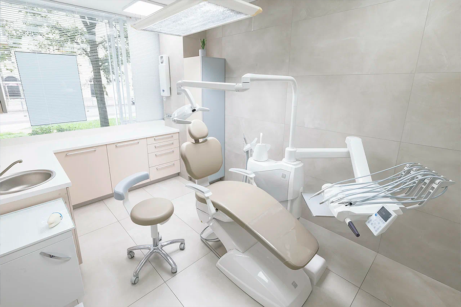 Интерьер клиники Dentalab